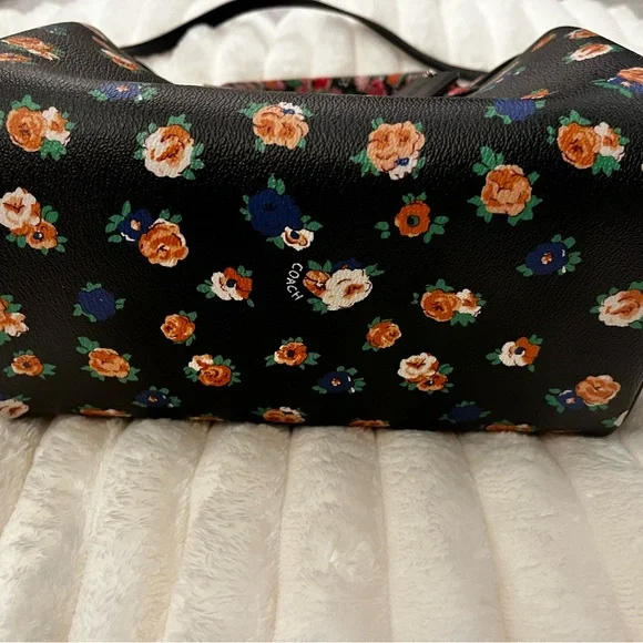 Floral Coach Bennet CrossBody 💜 - Picture 5 of 7